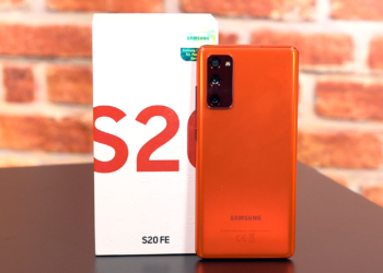 Samsung Galaxy S20 FE kutu açılışı