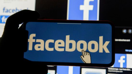 Facebook, izinsiz kullanıcı verilerini paylaştığı için 6,1 milyon dolar ceza ödedi