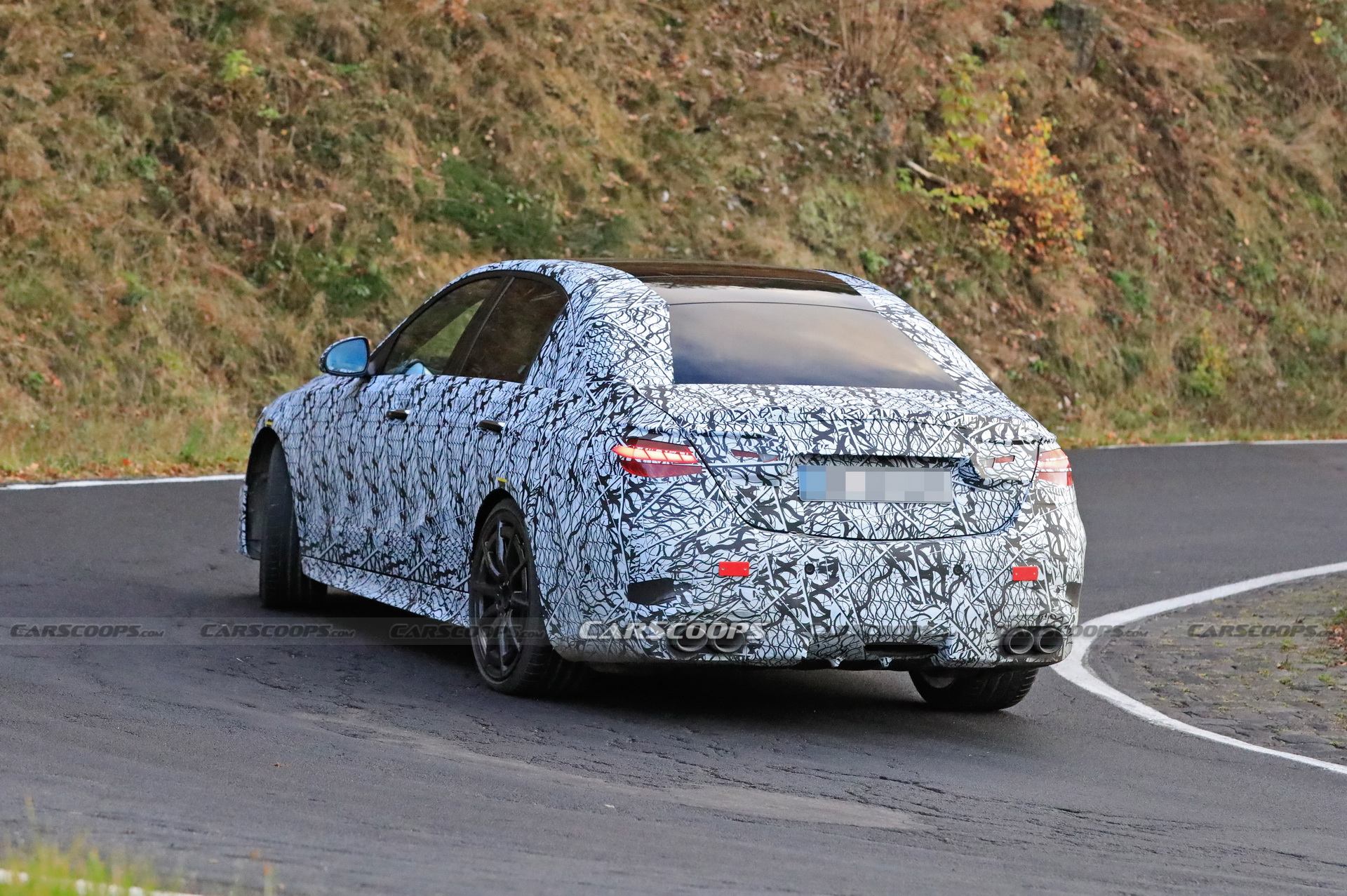Yeni nesil Mercedes C43 AMG, küçük E Serisi gibi görünebilir!