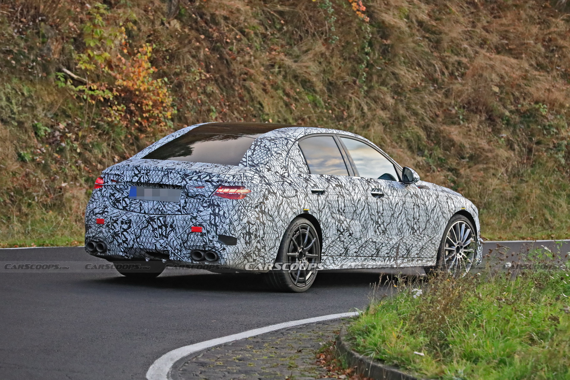Yeni nesil Mercedes C43 AMG, küçük E Serisi gibi görünebilir!