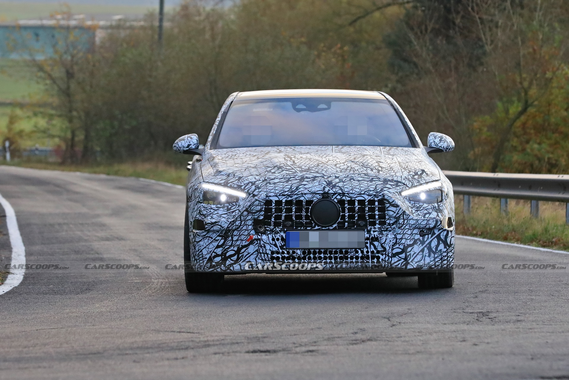 Yeni nesil Mercedes C43 AMG, küçük E Serisi gibi görünebilir!