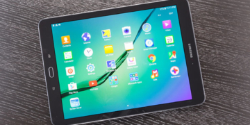 5 yaşındaki Galaxy Tab S2, Ekim 2020 güvenlik güncellemesi aldı