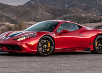 Yalnızca 70 kg fazlası olan zırhlı Ferrari 458 Speciale!