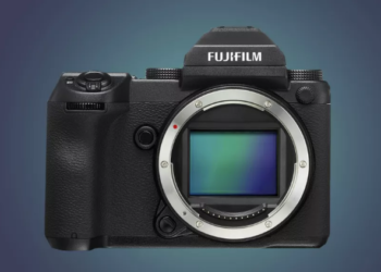 Fujifilm GFX100S