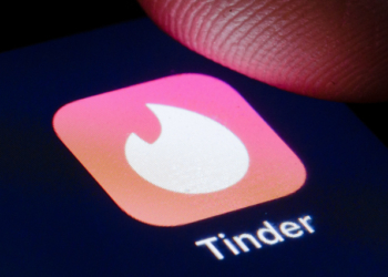 Tinder, cinsel şiddeti önleme politikalarını denetliyor