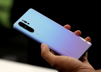 Huawei, telefondaki çizikleri gideren bir patent aldı!