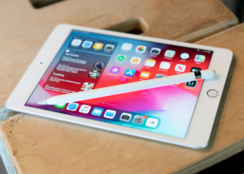 OLED ekranlı iPad bekleyenlere kötü haber!