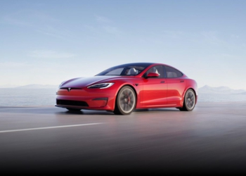 Makyajlı Tesla Model S resmi olarak tanıtıldı!