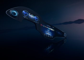Mercedes EQS'in MBUX Hyperscreen Ekranı