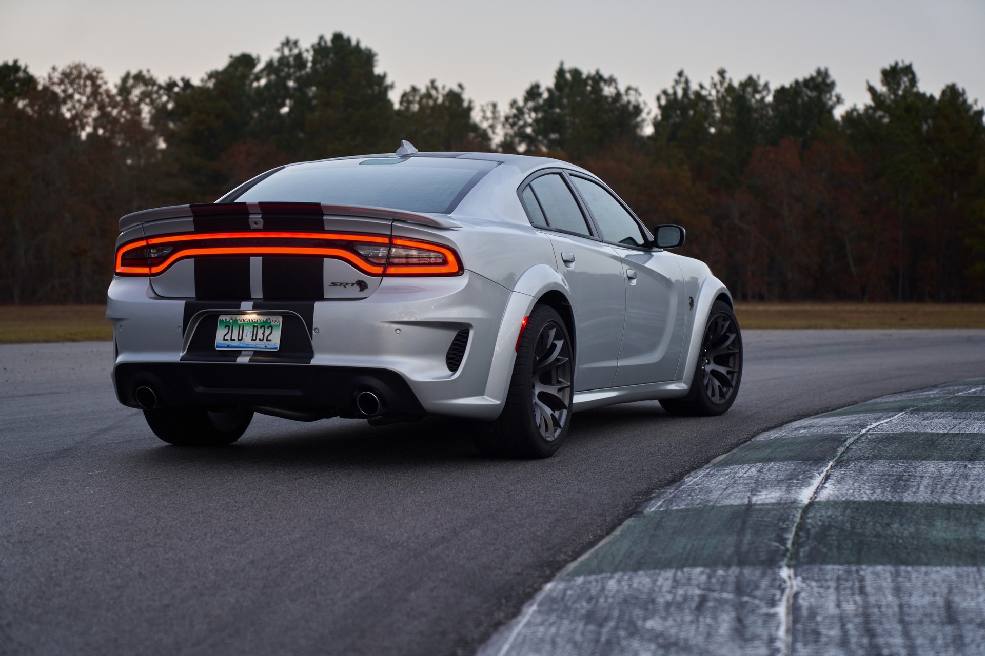 Dodge, Hellcat V8 motorunun fişini çekmeye hazırlanıyor! Dodge, Hellcat V8 motorunun fişini çekmeye hazırlanıyor!