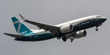 737 MAX