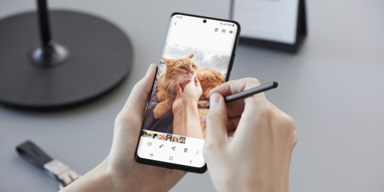 Samsung Galaxy S21 Ultra, S Pen desteğiyle tanıtıldı!