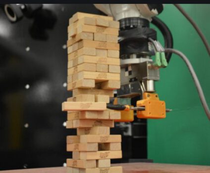 Yapay zeka robotları birbirlerini eğiterek daha akıllı hale geliyor