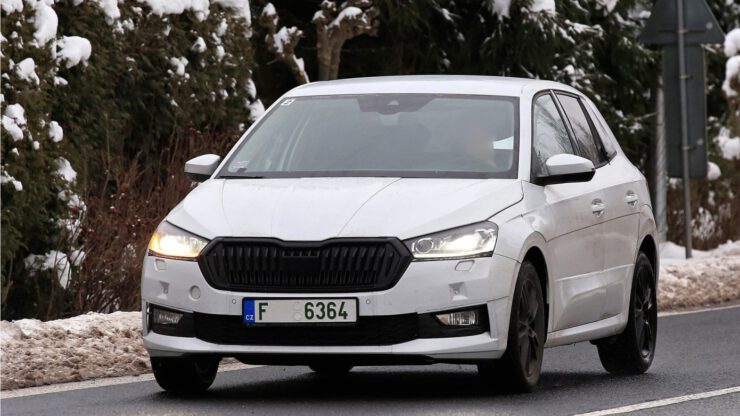2021 Skoda Fabia modelinin ilk görseli yayınlandı 2021 Skoda Fabia