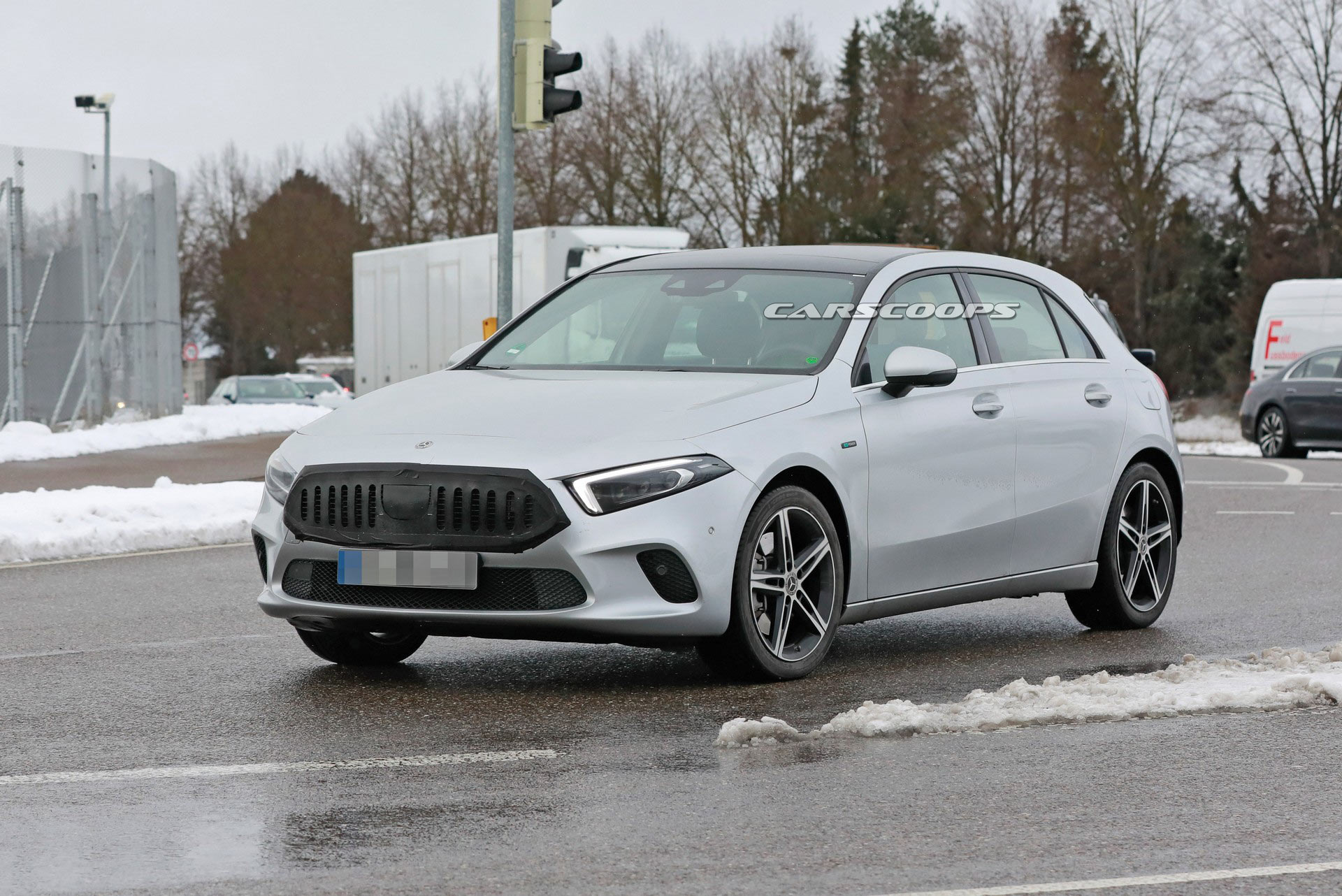 Mercedes A-Sınıfı makyajlanıyor!