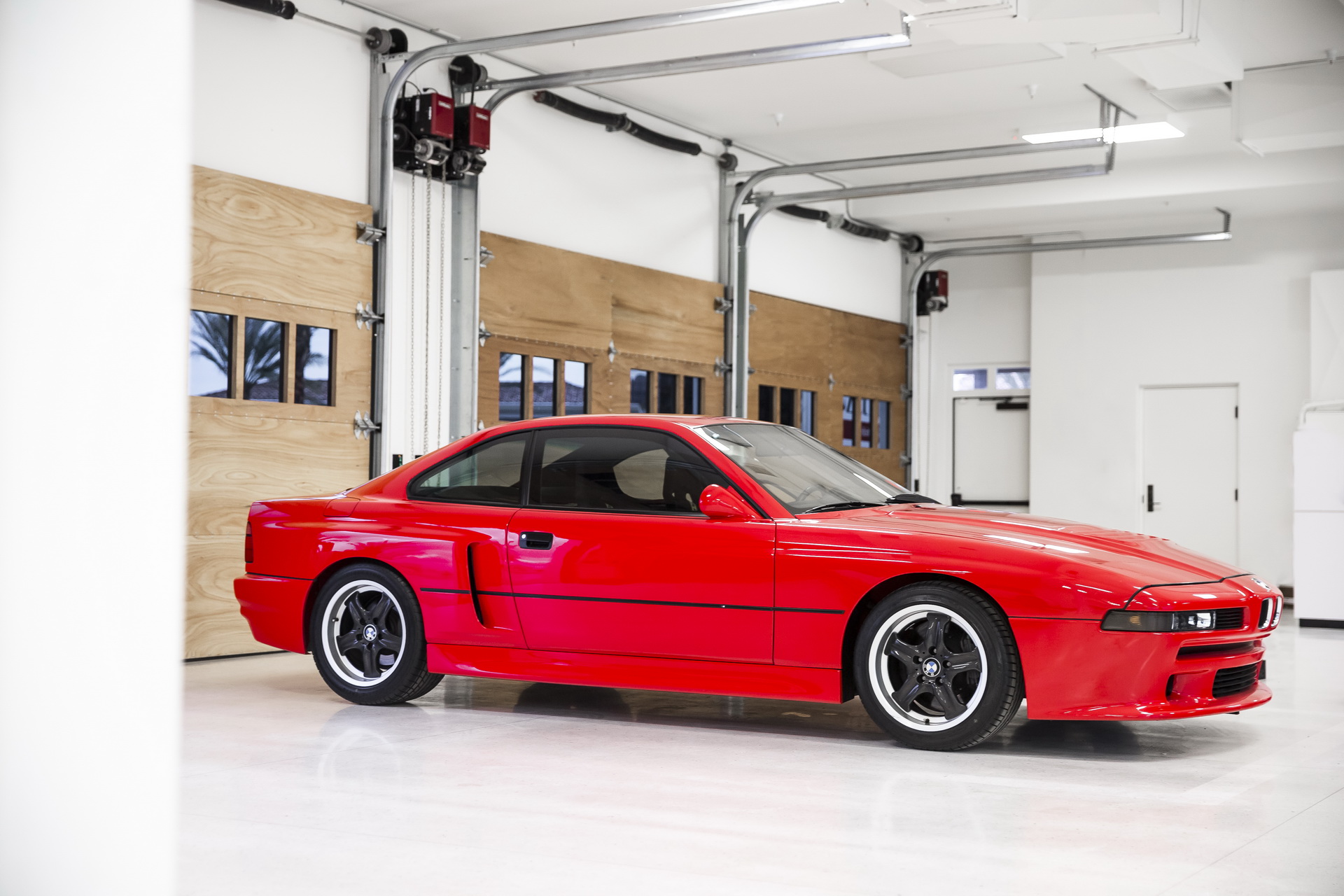 Dünyanın ilk ve tek BMW M8 E31'i yollara tekrar çıkacak!