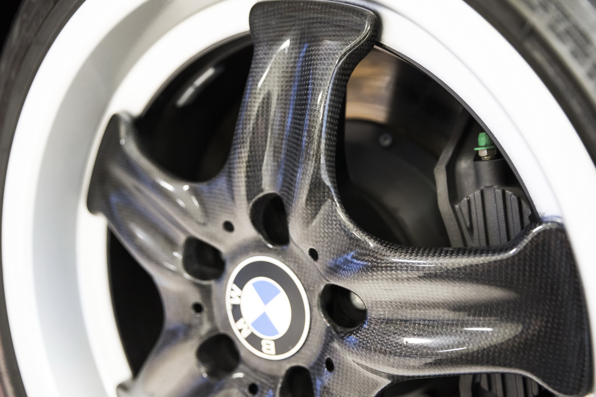 Dünyanın ilk ve tek BMW M8 E31'i yollara tekrar çıkacak!