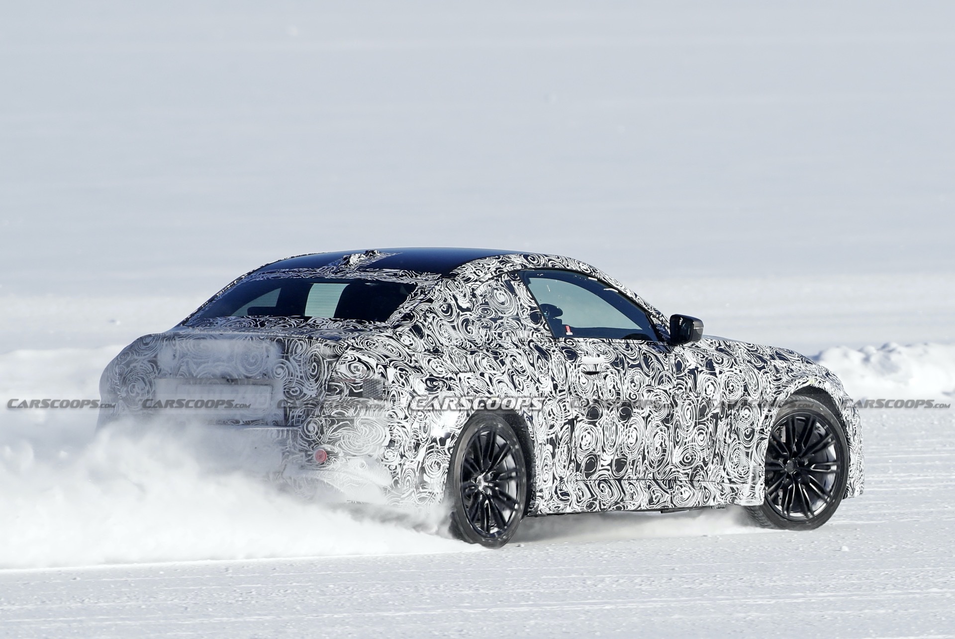 Yeni nesil BMW M2, buz üzerinde görüntülendi