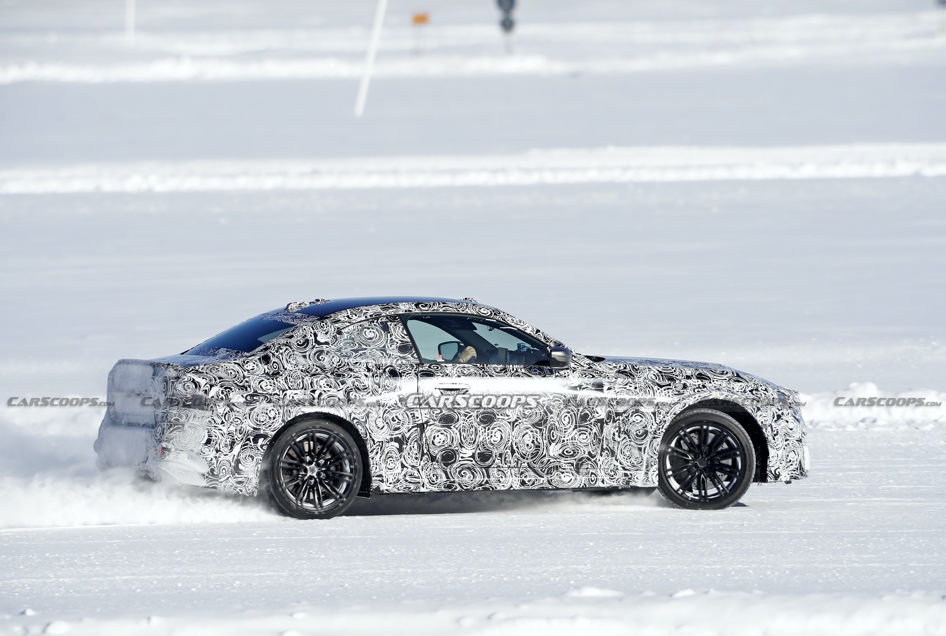 Yeni nesil BMW M2, buz üzerinde görüntülendi
