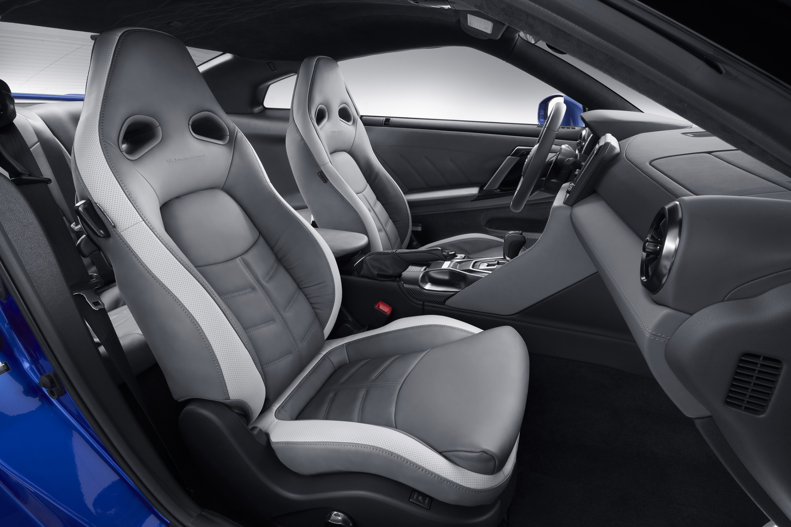 Yeni nesil Nissan GT-R, güncel modelden pek farklı görünmeyebilir