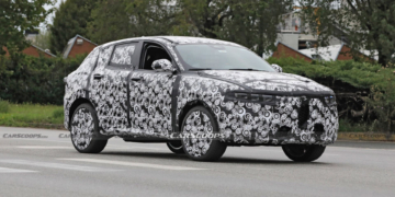 Alfa Romeo Tonale, kamuflajlı olarak sokaklarda görüntülendi!