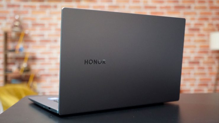 HONOR MagicBook X15 ile Tüm İşlerinizi Kolayca Halledin
