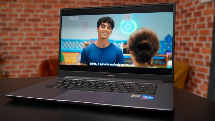 HONOR MagicBook X15 ile Tüm İşlerinizi Kolayca Halledin