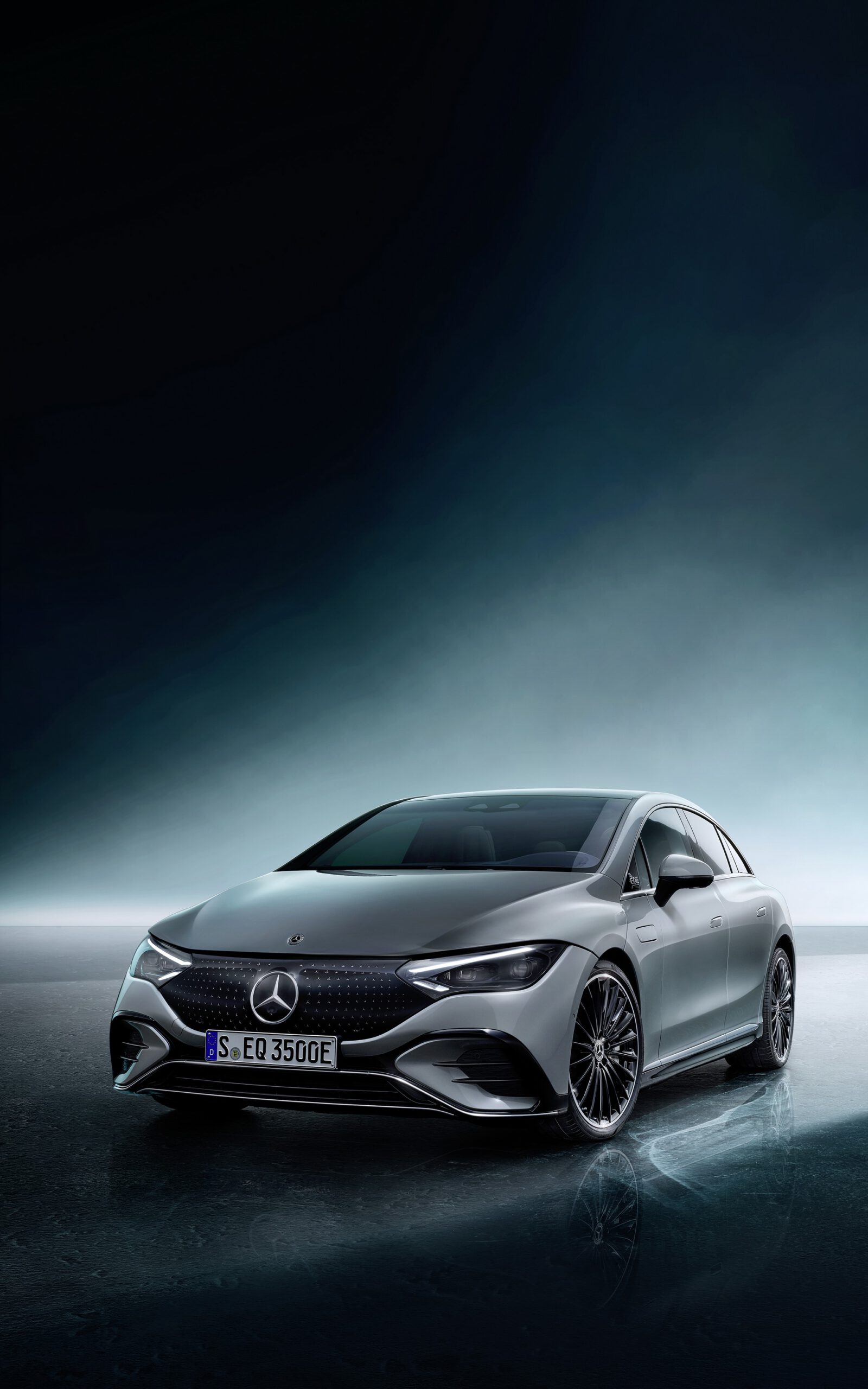 %100 elektrikli Mercedes EQE tanıtıldı!