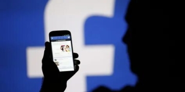 Facebook, Gençleri ve Çocukları Sömürmek İçin Big Tobacco Oyun Kitabını Kullandı!