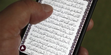 Apple, Çin'de Kuran Uygulamasını Kaldırdı