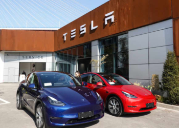 Elon Musk, Tesla Çalışanlarını Araç Teslimatlarının Maliyetini Düşürmeye Çağırıyor