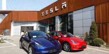 Elon Musk, Tesla Çalışanlarını Araç Teslimatlarının Maliyetini Düşürmeye Çağırıyor