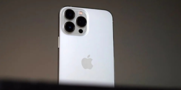 iPhone 13 Satış Değeri, Android Amiral Gemilerinden İki Kat Daha İyi