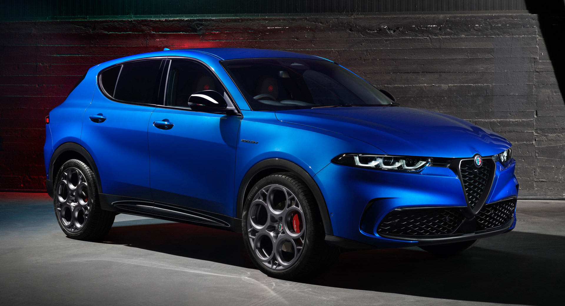 Alfa'dan "La Metamorfosi" hareketi: Yeni Alfa Romeo Tonale
