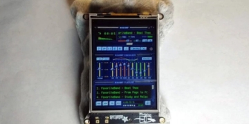 Bir Geliştirici, Winamp'a Dayalı Fiziksel Bir MP3 Oynatıcı İnşa Etti