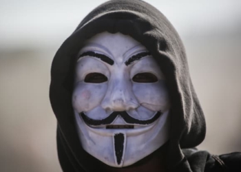 Anonymous, Rusya'ya Karşı 'Siber Savaş' Başlattı!