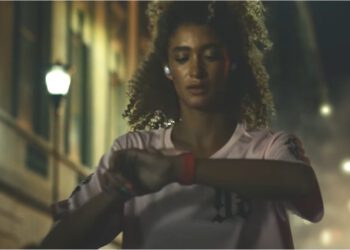 Samsung, Akıllı Saat Reklamı İçin Özür Diledi