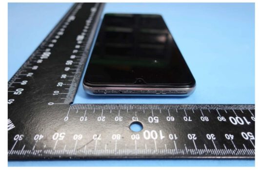 POCO F4 Pro Kanlı Canlı Görüntülendi!
