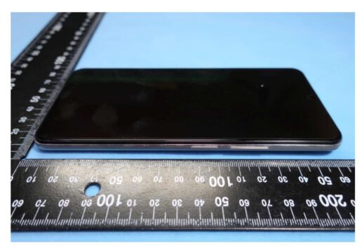 POCO F4 Pro Kanlı Canlı Görüntülendi!
