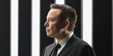 Elon Musk, Tesla'da Uzaktan Çalışmanın Sona Erdiğini İlan Etti