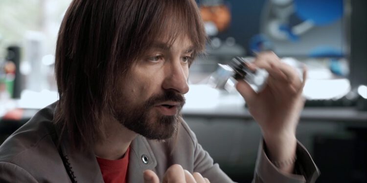 HoloLensin-Mucidi-Brezilyali-Alex-Kipman-Microsofttan-Ayrildi