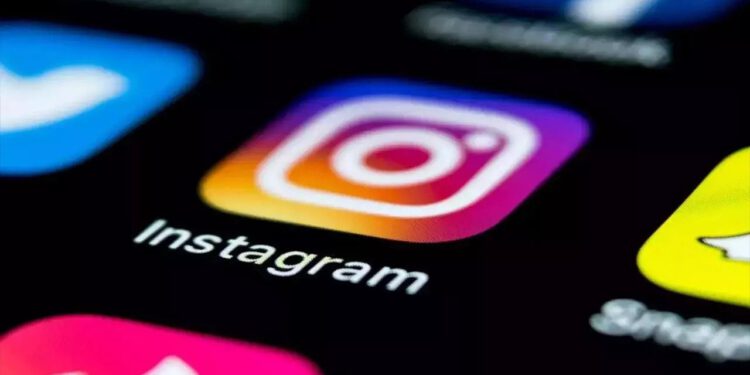 Instagram-Reels-ve-Gonderi-Sabitleme-Ozelligini-Duyurdu