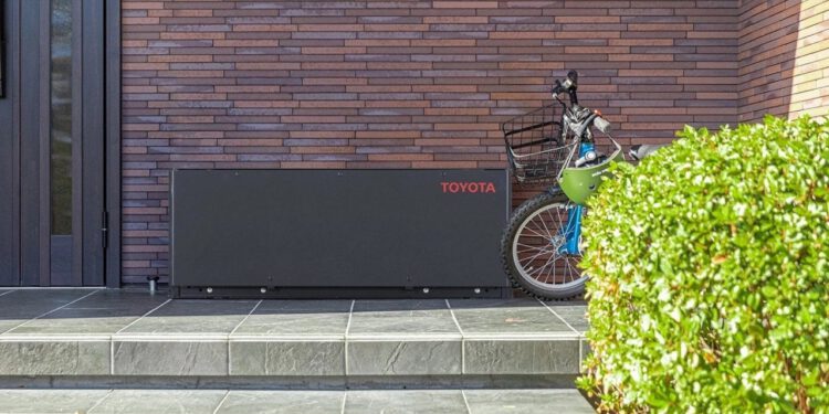 Toyota-Elektrikli-Arac-Akusune-Dayali-Ev-Tipi-Enerji-Depolama-Sistemini-Piyasaya-Surdu