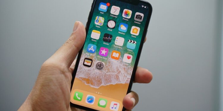 iOS-16-Artik-iPhonelarda-29-Yerel-Uygulamayi-Kaldirilmasina-Izin-Verecek