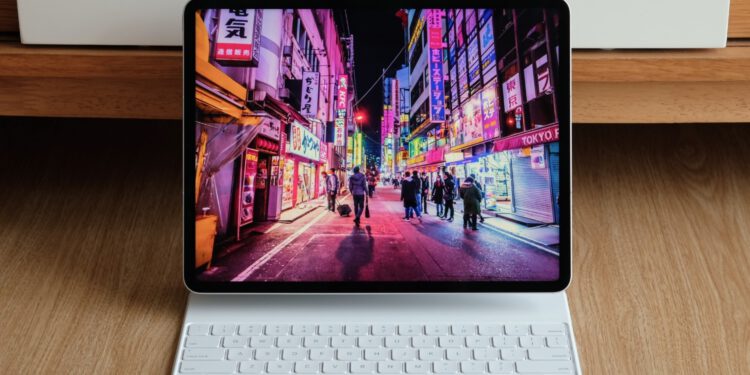 Daha İnce, Daha hafif OLED iPad'ler 2024'te Piyasaya Sürülebilir! Daha-Ince-Daha-hafif-OLED-iPadler-2024te-Piyasaya-Surulebilir