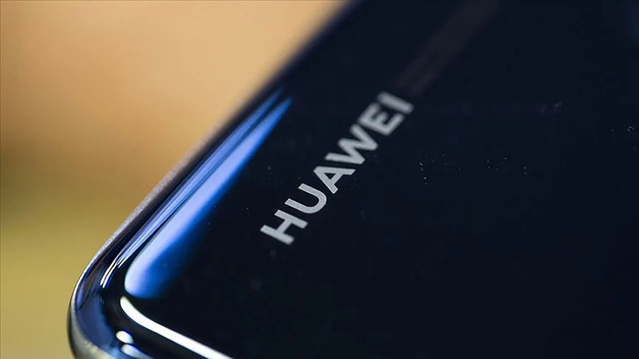 FBI-Sorusturmalari-Huawei-Ekipmaninin-ABD-Nukleer-Iletisimini-Bozabilecegini-Ortaya-Koydu