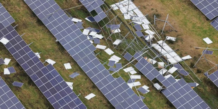 Bozuk Güneş Panelleri Daha Değerli Hâle mi Gelecek? Güneş Panelleri