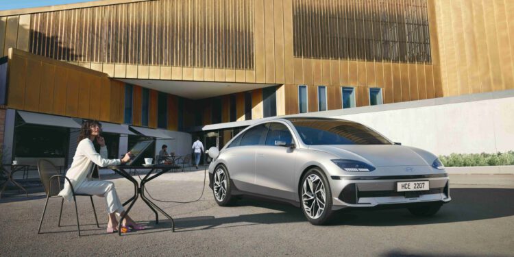 Hyundai-Elektrikli-Sedanini-Piyasaya-Surdu