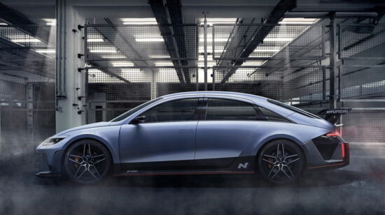 Hyundai N'in "Yuvarlanan Laboratuvarları" Otomobil Kültürünü Canlı Tutmaya Çalışıyor