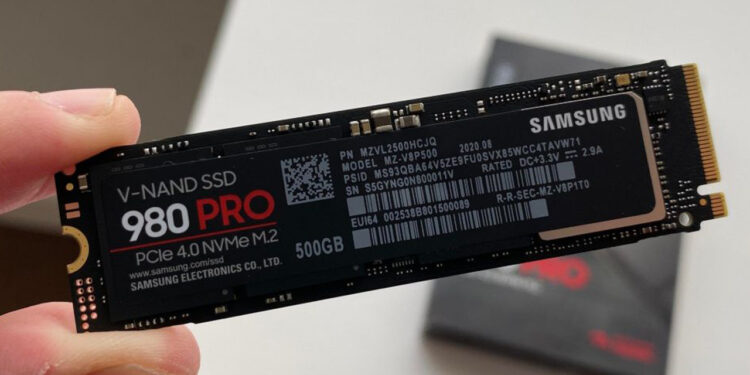 Samsung-Musteriden-SSDyi-Iade-Etmeden-Once-Imha-Etmesini-Istedi